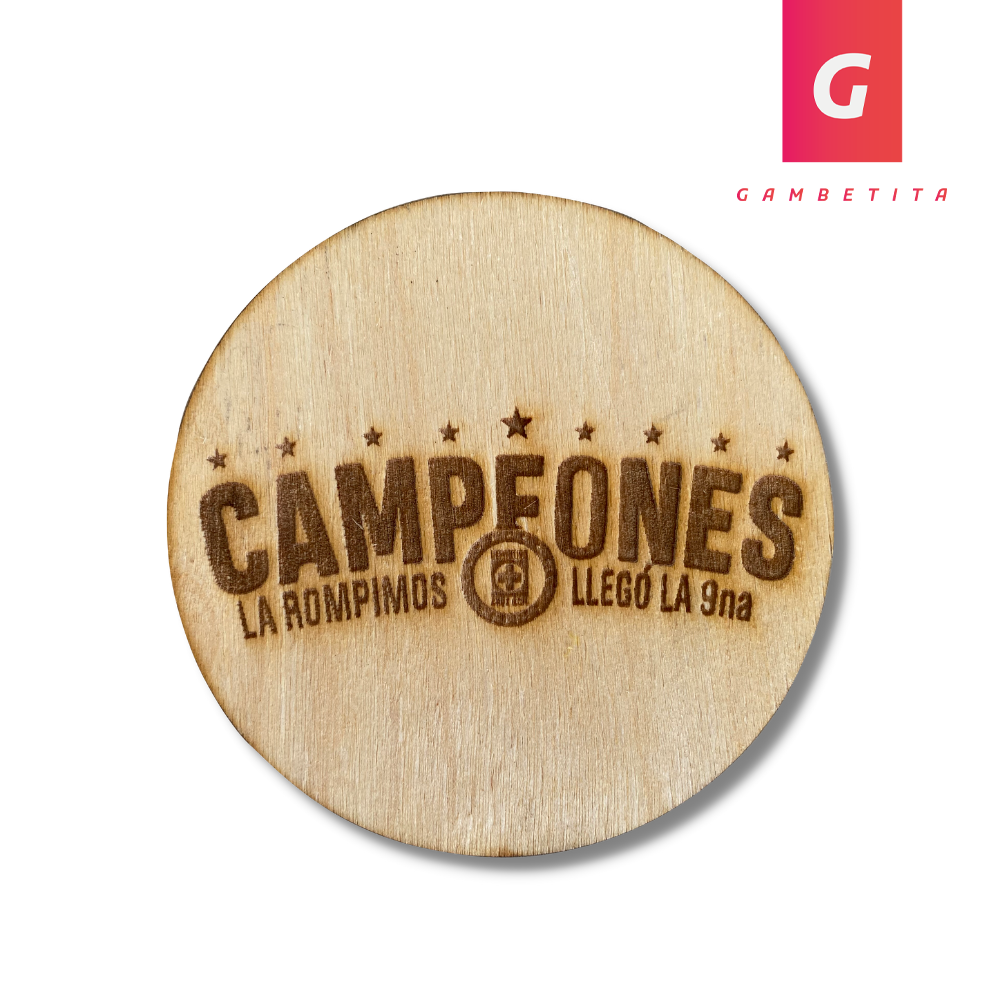 Portavasos de Cruz Azul en Madera